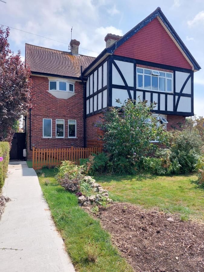 Spacious Self-Contained Accommodation 135 Cantebury Road Herne Bay Exterior foto